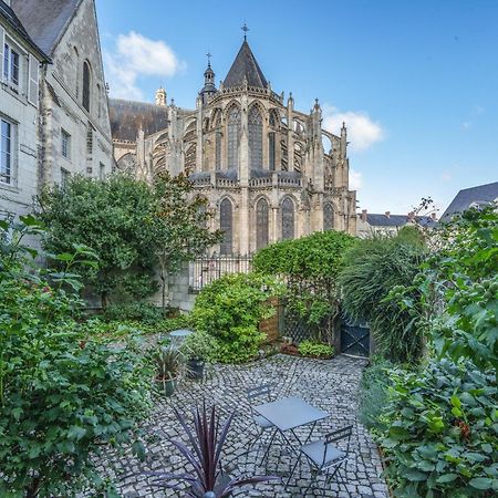 Appartement Raffine Vue Cathedrale, Jardin, Wifi Tours Exterior foto