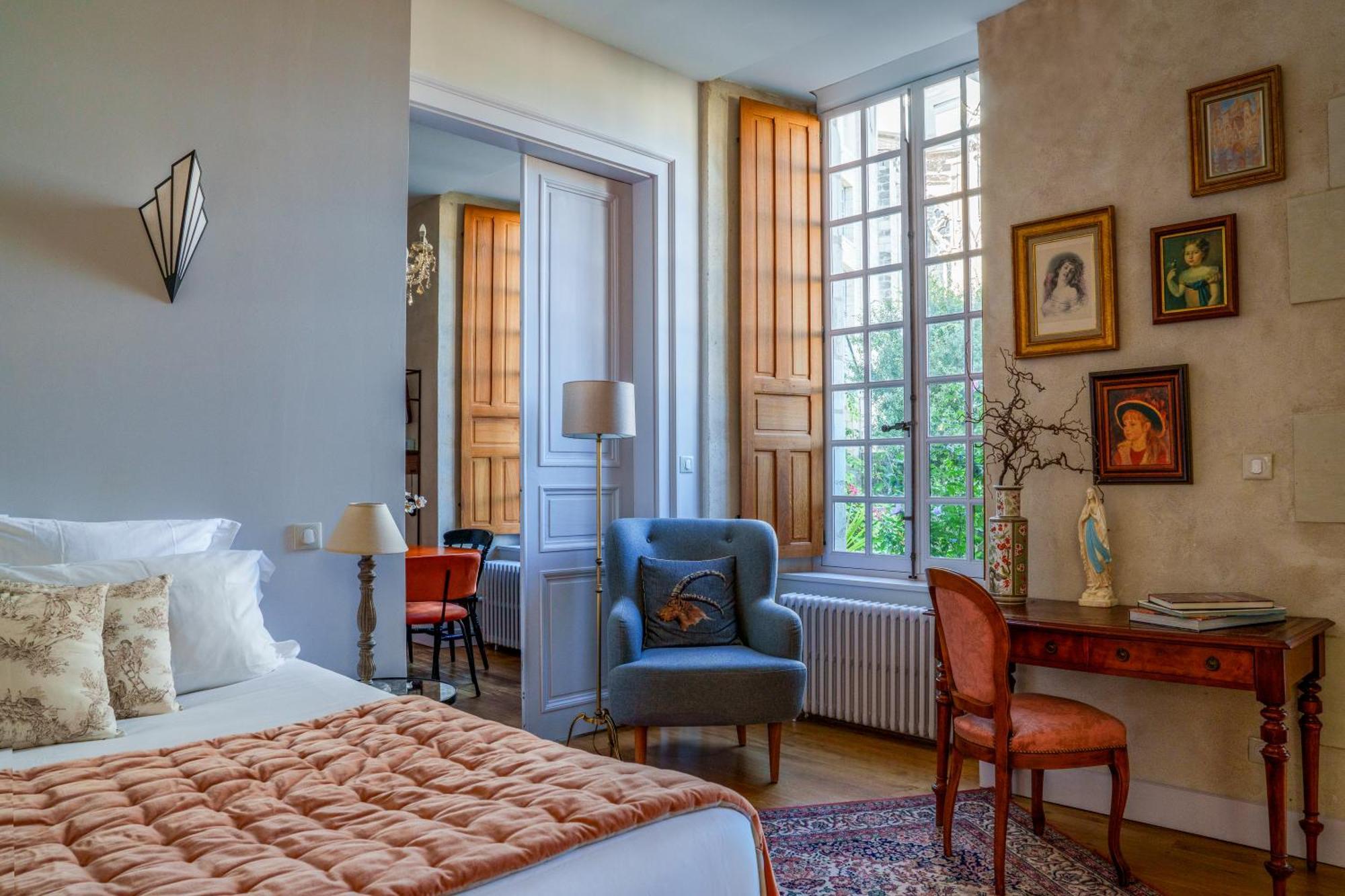 Appartement Raffine Vue Cathedrale, Jardin, Wifi Tours Exterior foto